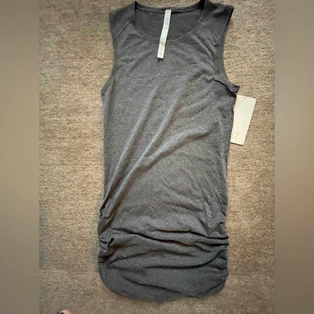New LULULEMON Grey shirred dress Sz 6
